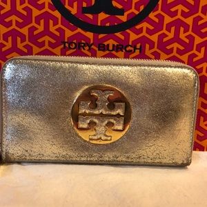 Tory Burch wallet